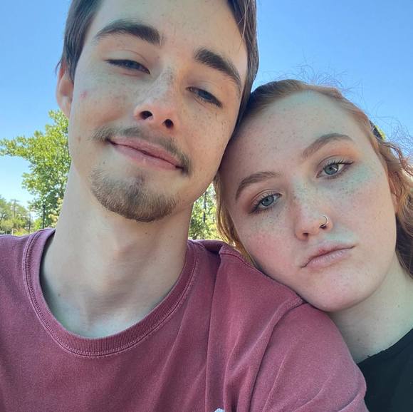 bella_peacock
